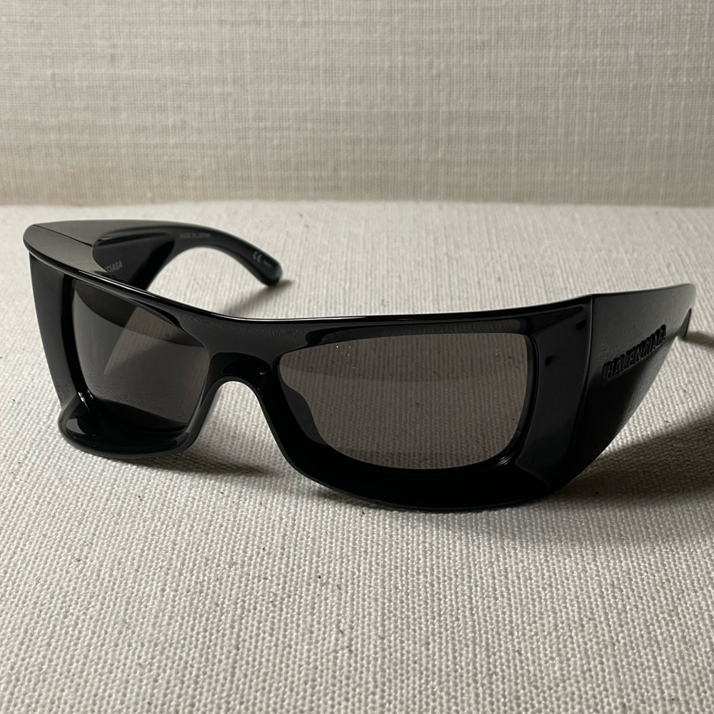 New Without Tags Balenciaga Rectangle Frame Sunglasses BB0156S